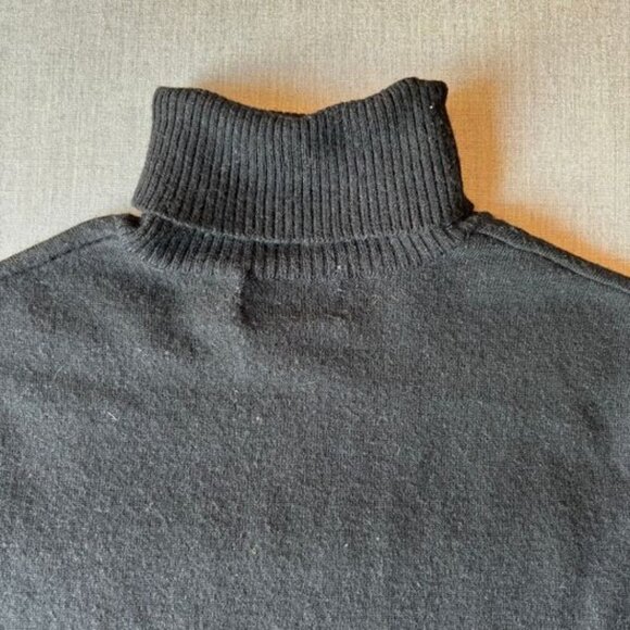 Eddie Bauer 100% Merino Wool Turtleneck Vest, Size Medium - Picture 4 of 6